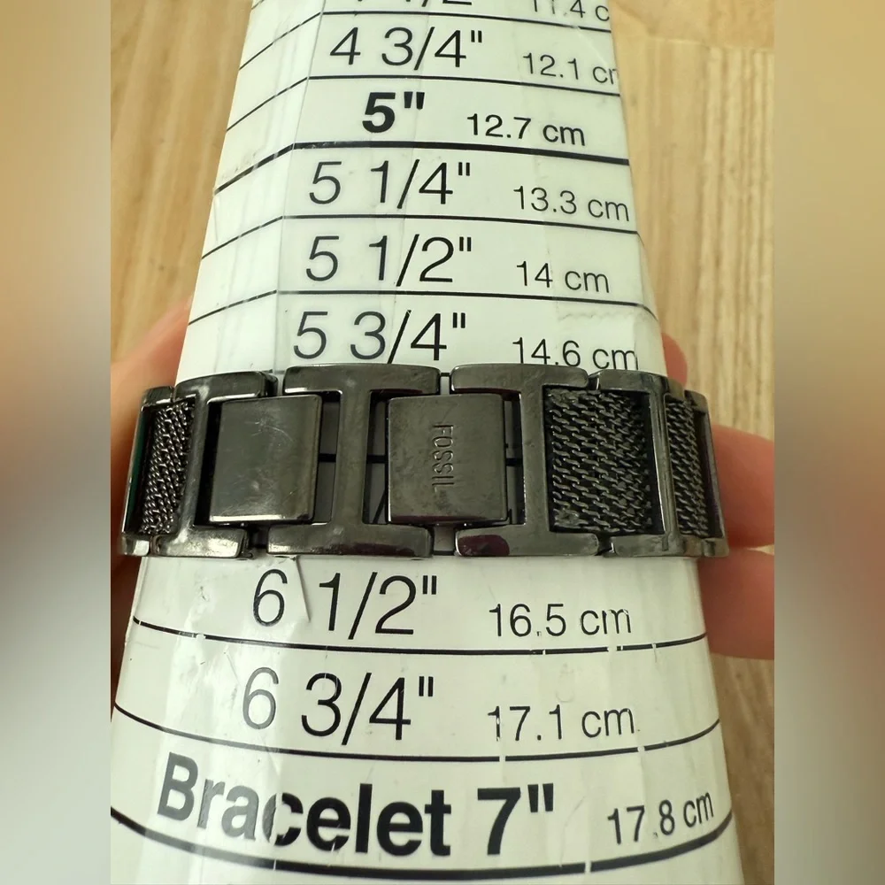 Fossil f2 ladies metallic gunmetal gray watch NEW BATTERY